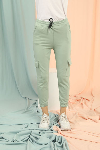 Women's Cargo Pocket Jogger Pants - MWJP38