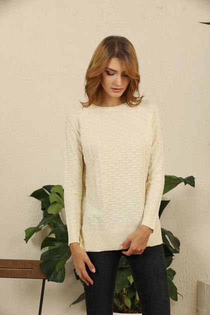 Women's Textured Detail Sweater by Memnu - MEWS379