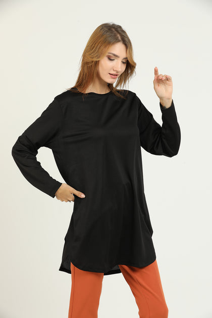 Women's Long Round Hem Top - WST43