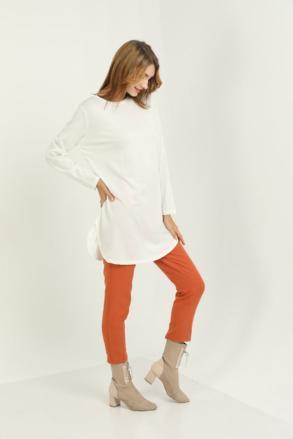 Women's Long Round Hem Top - WST42