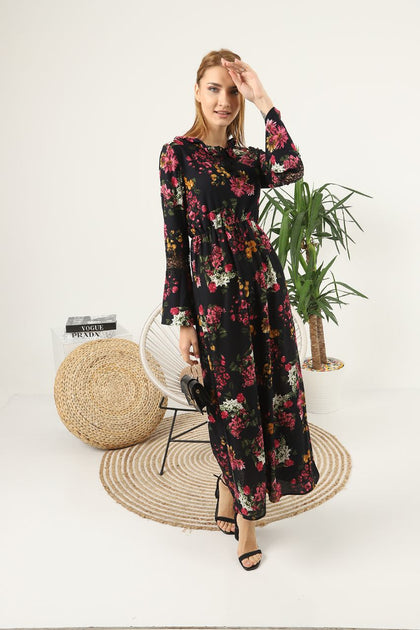 Women's Floral Printed Lace Detail Maxi Dress - MWMSD96