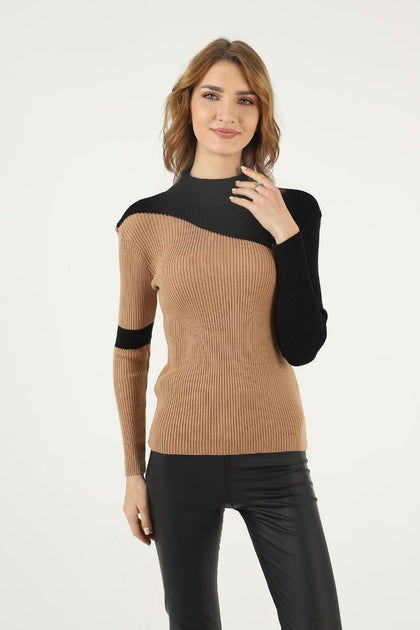 Women's Contrast Detail Knitted High Neck Light Sweater by Memnu - MEWS674